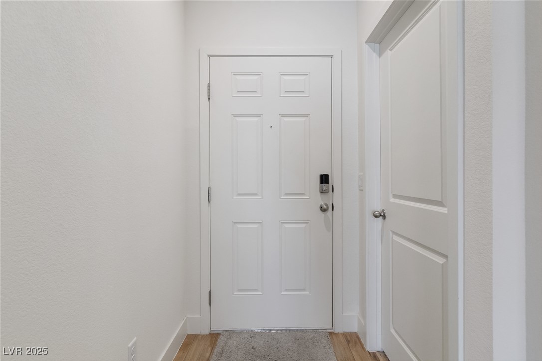 1410 Pink Dawn Drive Property Photo 3