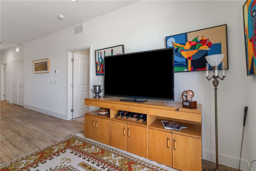 1410 Pink Dawn Drive Property Photo 17