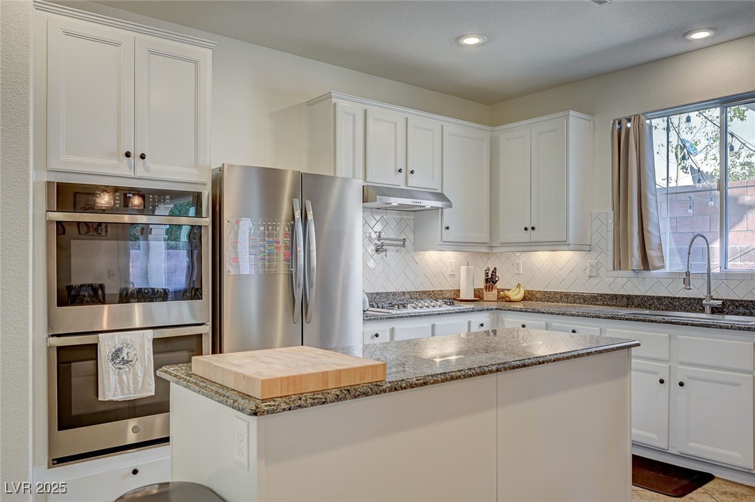 10990 Mountain Willow Street Property Photo 10
