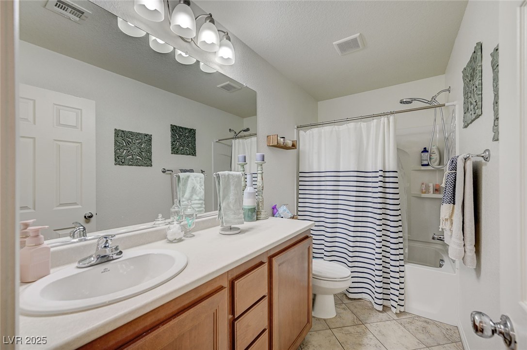 10990 Mountain Willow Street Property Photo 17