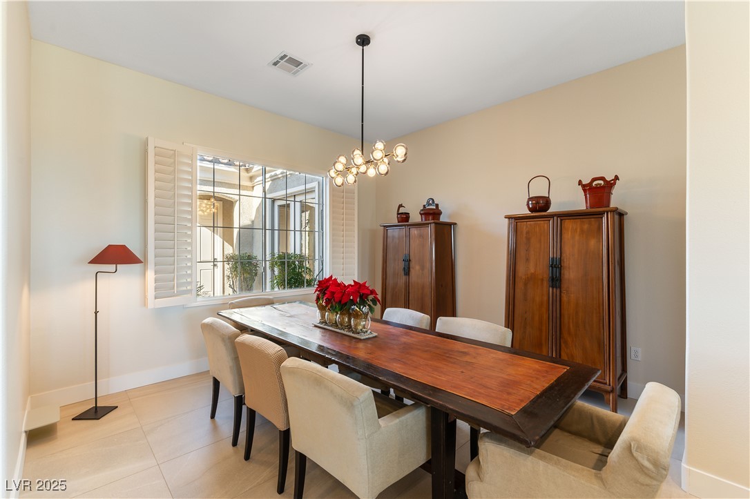 4796 Riva De Romanza Street Property Photo 13