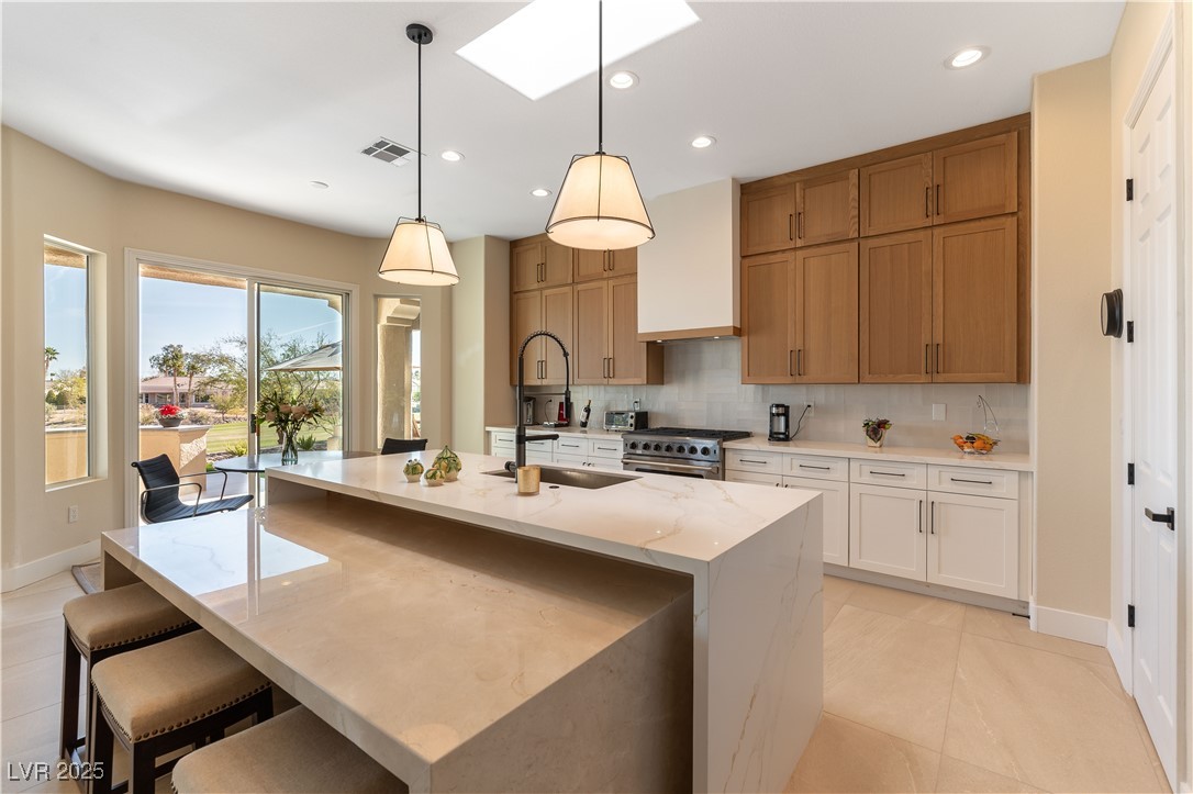 4796 Riva De Romanza Street Property Photo 16