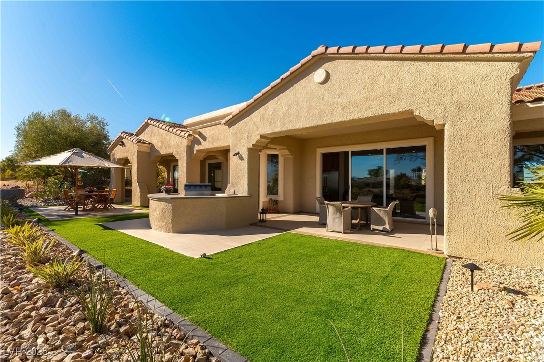 4796 Riva De Romanza Street Property Photo 32