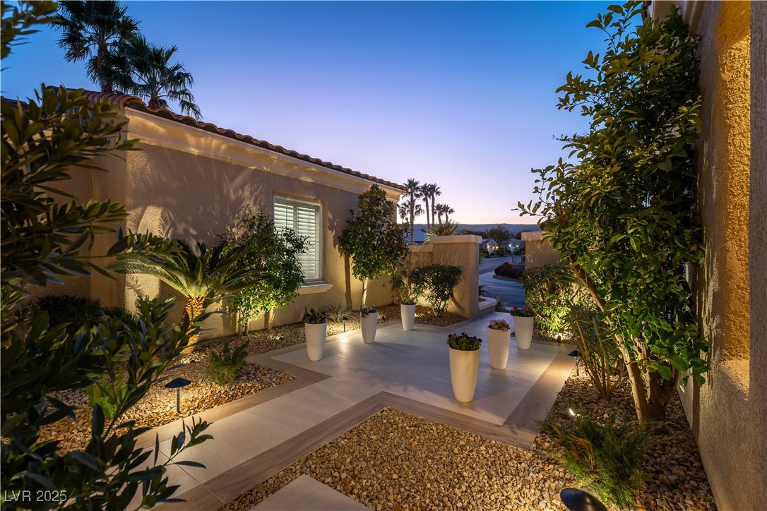 4796 Riva De Romanza Street Property Photo 43