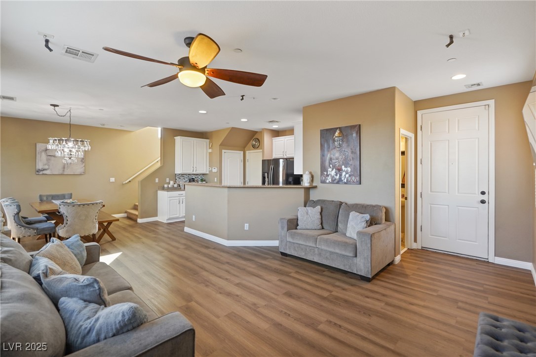 6121 Sinatra Sands Court Property Photo