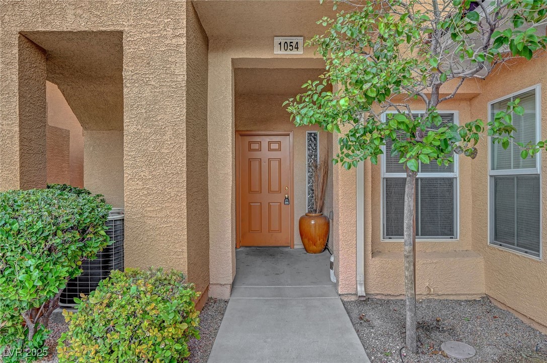 820 Canterra Street 1054 Property Photo 6