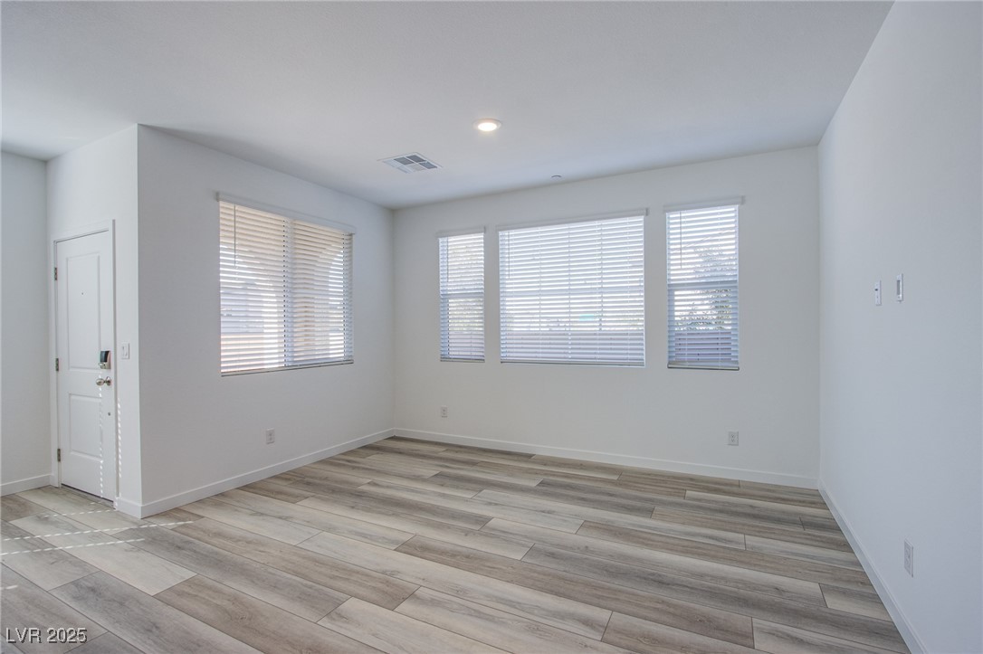 2527 Venetia Pointe Street Property Photo 28