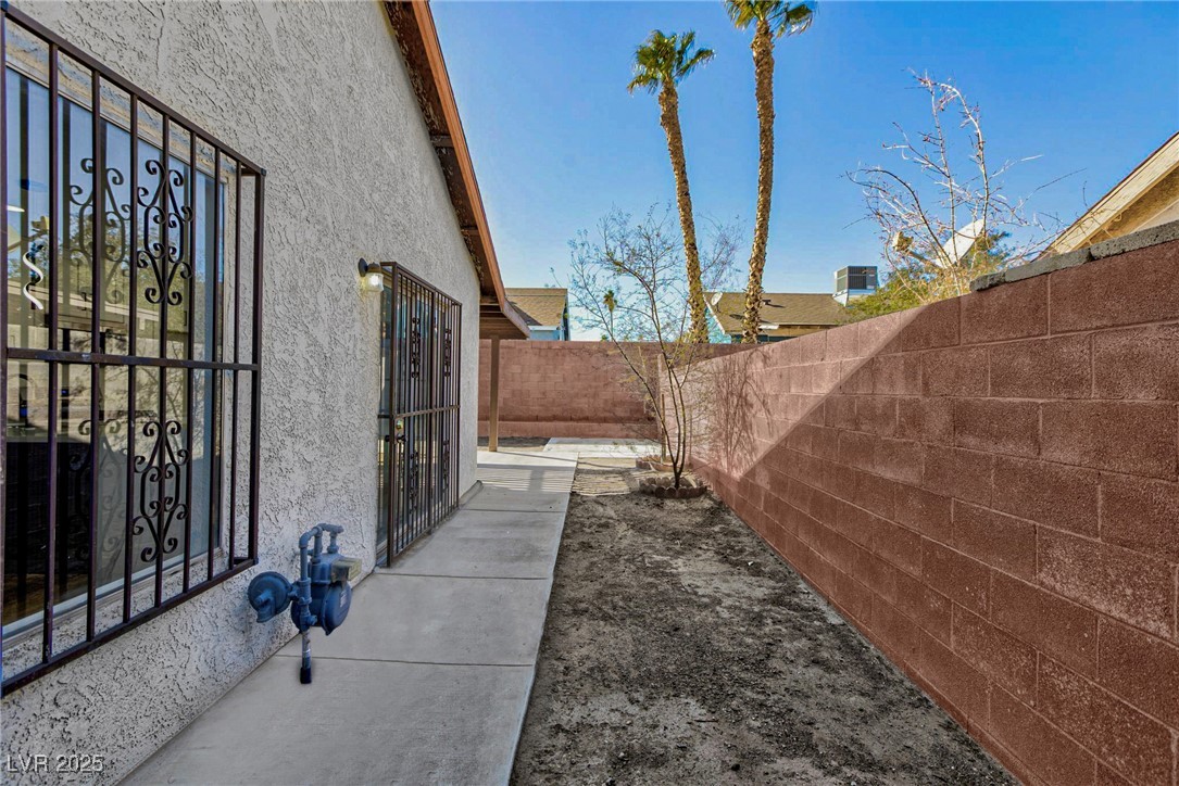 4385 Bramblewood Street Property Photo 28
