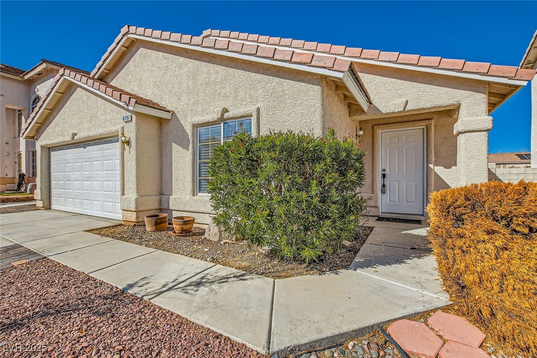 8728 Honey Vine Avenue Property Photo 2