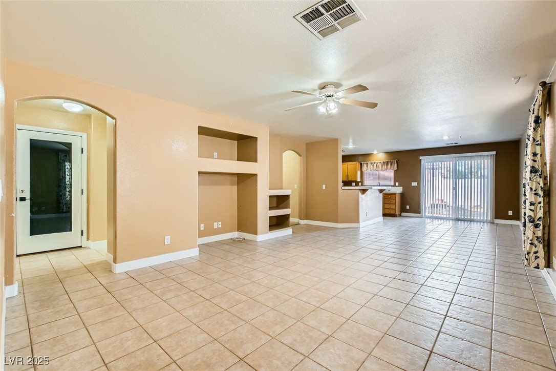 8728 Honey Vine Avenue Property Photo 7