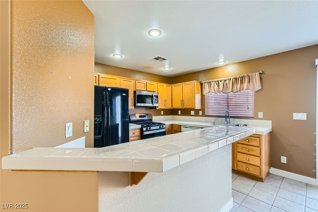 8728 Honey Vine Avenue Property Photo 12