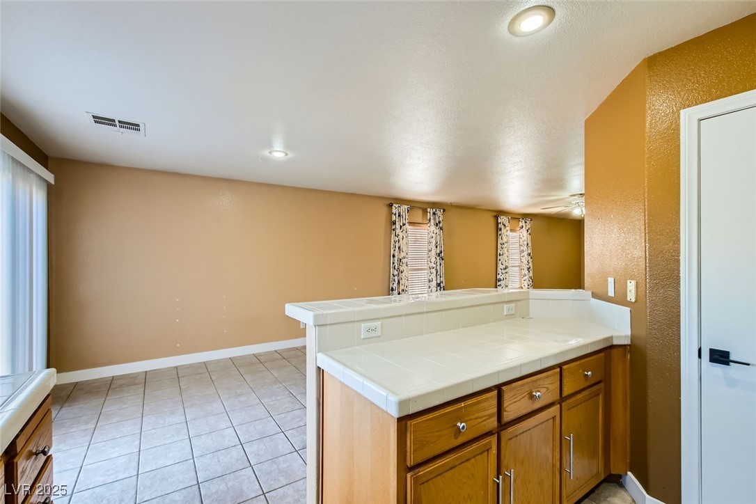 8728 Honey Vine Avenue Property Photo 16