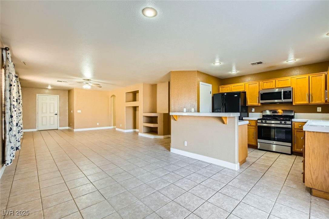 8728 Honey Vine Avenue Property Photo 19
