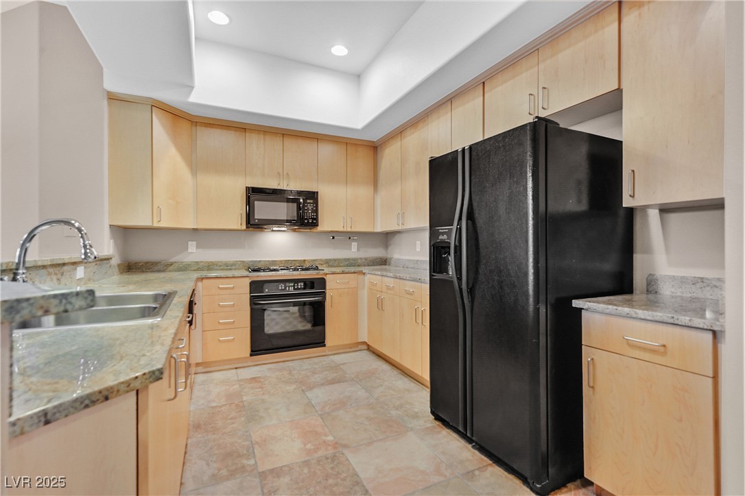62 East Serene Avenue 114 Property Photo 3