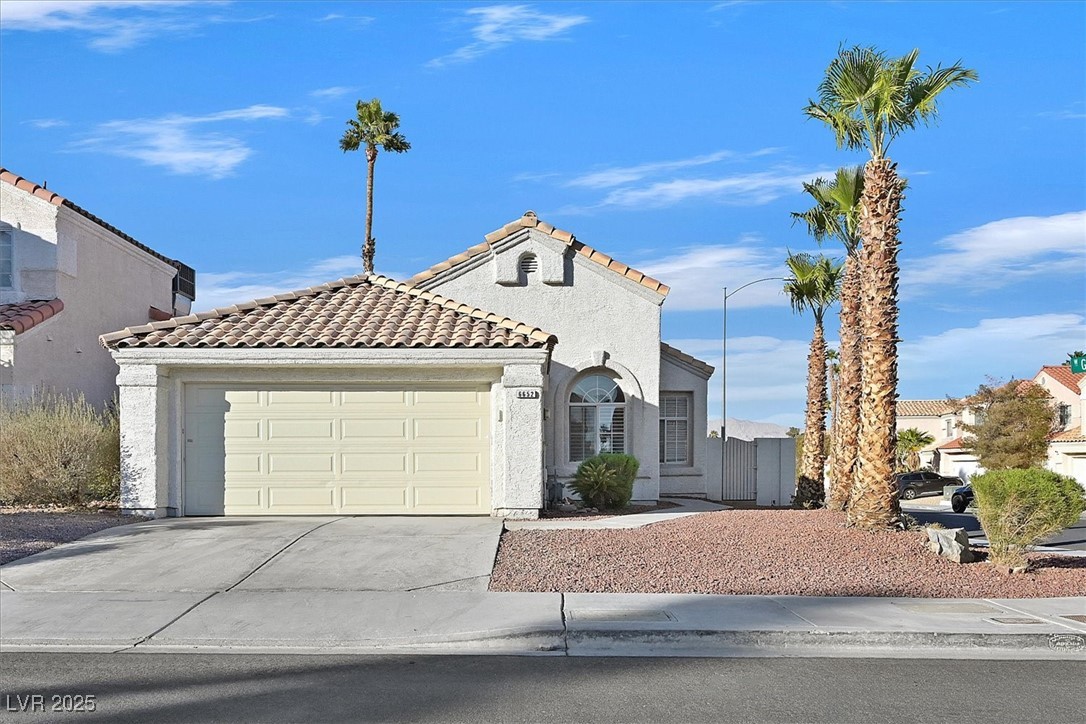 6652 Goldencreek Way Property Photo 1
