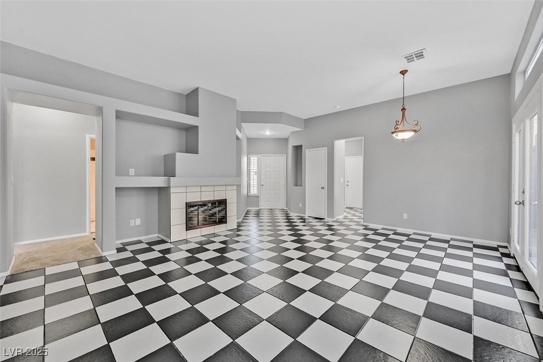 6652 Goldencreek Way Property Photo 6