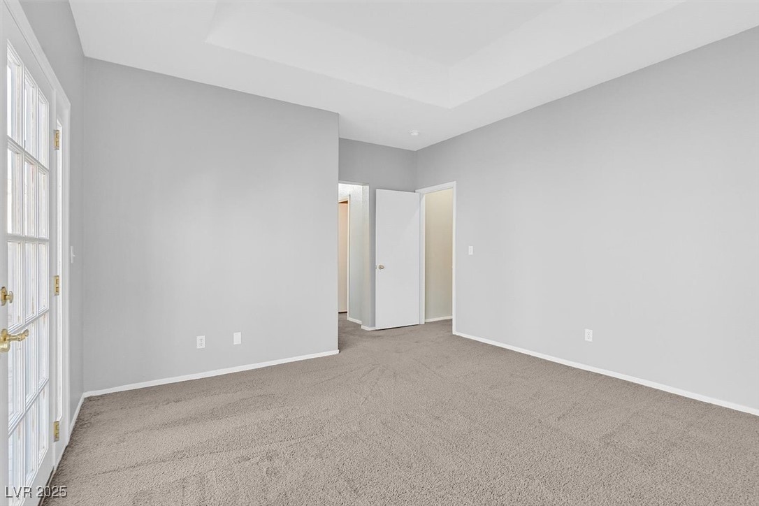6652 Goldencreek Way Property Photo 16