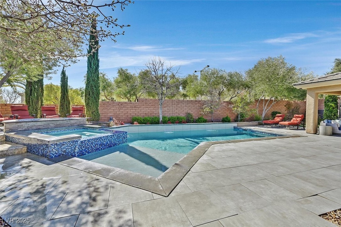 11099 Moonlight Fire Court Property Photo 3