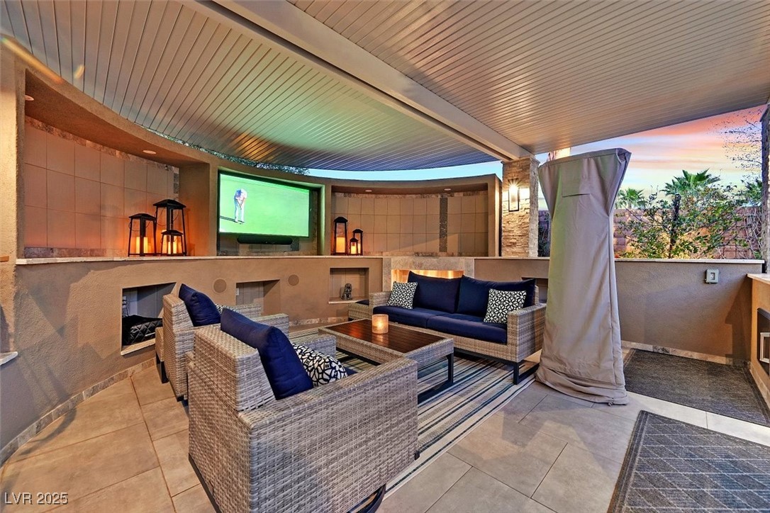 11099 Moonlight Fire Court Property Photo 9