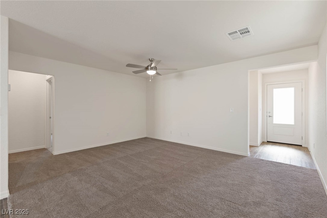 4241 Gold Desert Street Property Photo 5