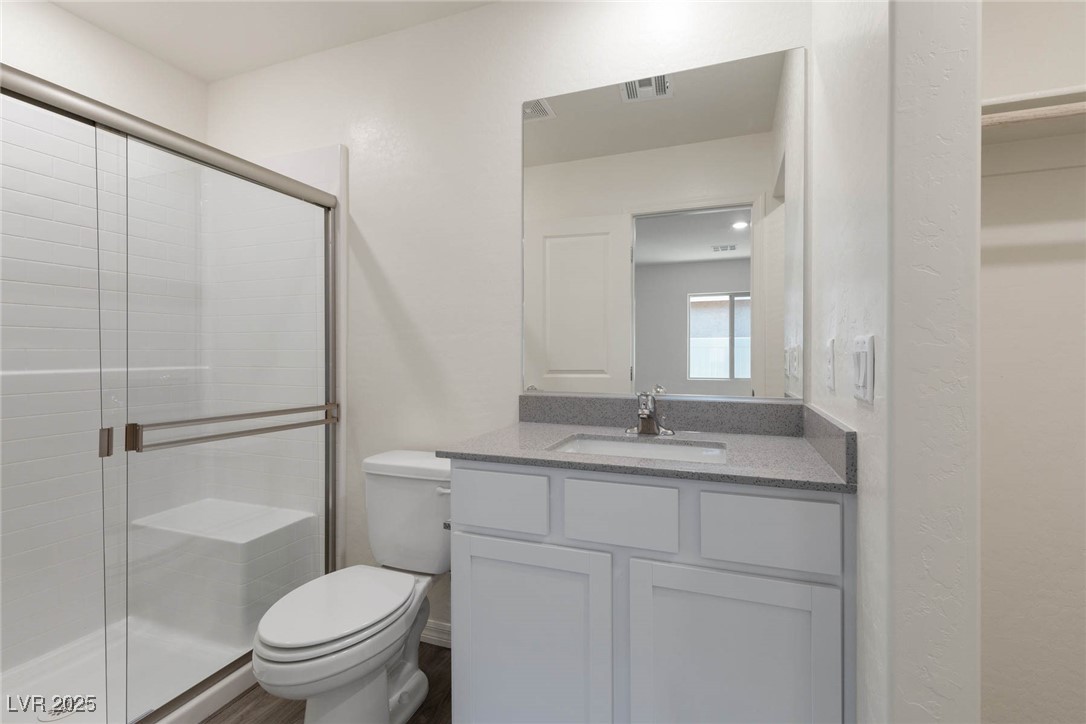 4241 Gold Desert Street Property Photo 6