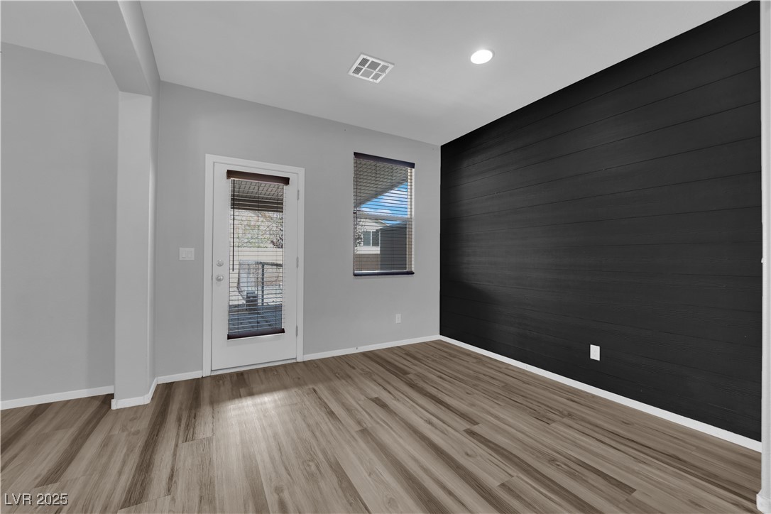 108 Fiery Hill Avenue Property Photo 8