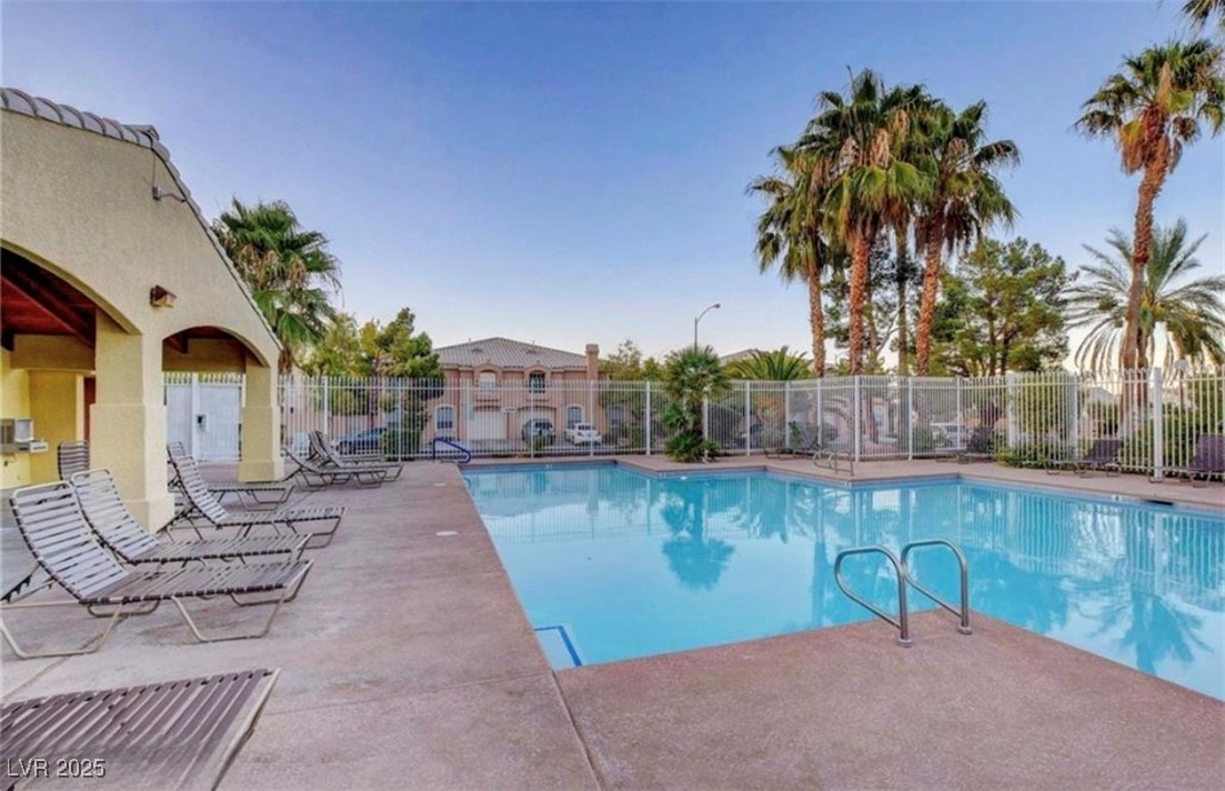 8440 Wandering Sun Avenue Property Photo 19