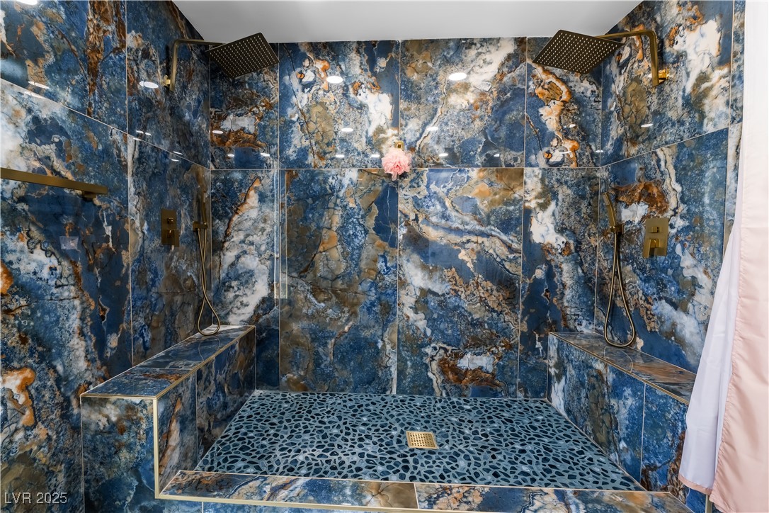 1300 Oak Tree Lane Property Photo 11