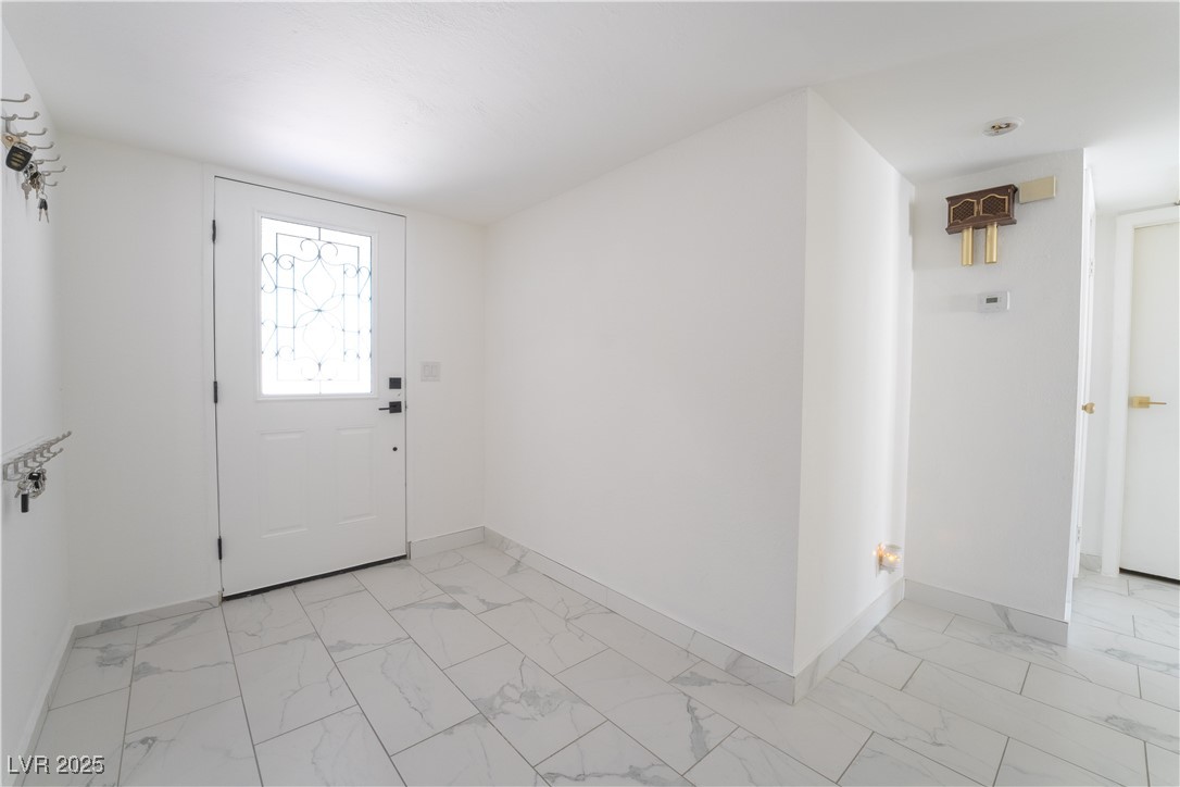 1300 Oak Tree Lane Property Photo 19