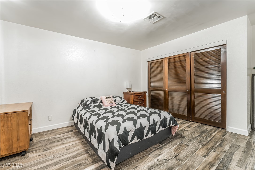 1300 Oak Tree Lane Property Photo 30