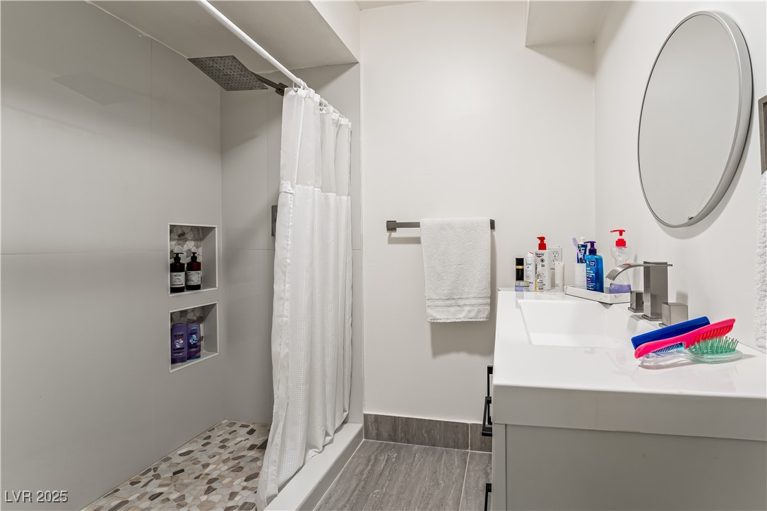 1300 Oak Tree Lane Property Photo 31