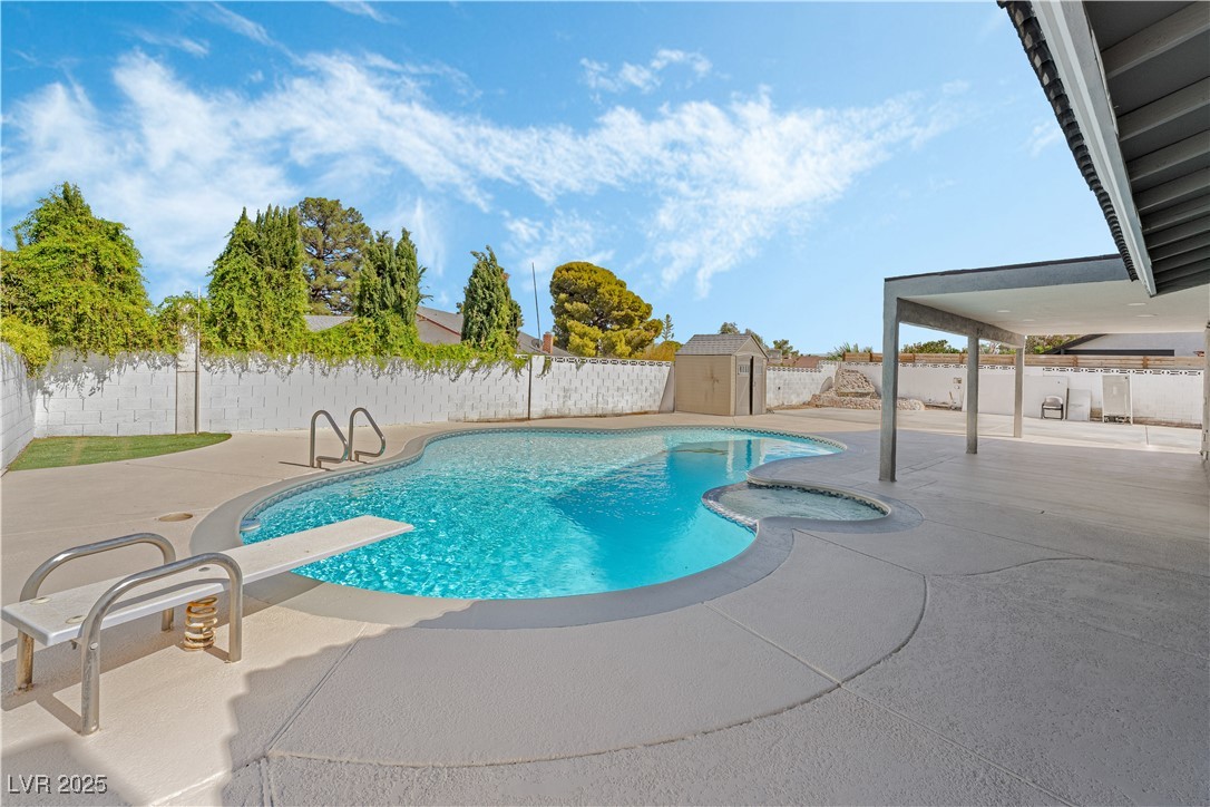 1300 Oak Tree Lane Property Photo 33