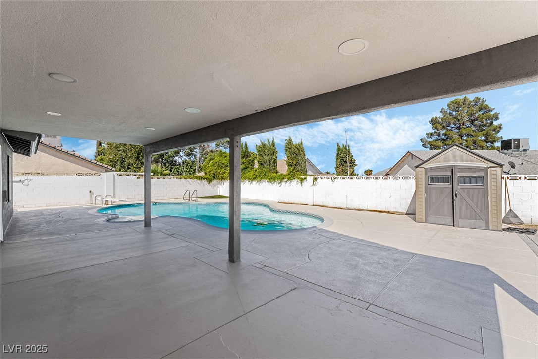 1300 Oak Tree Lane Property Photo 37