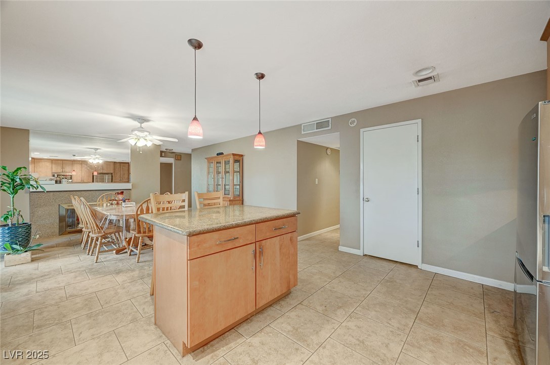 6870 Laronda Lane Property Photo 16
