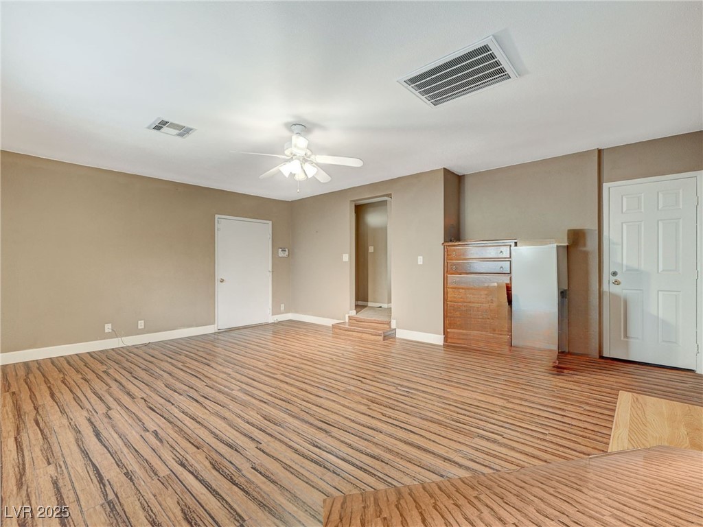 6870 Laronda Lane Property Photo 25