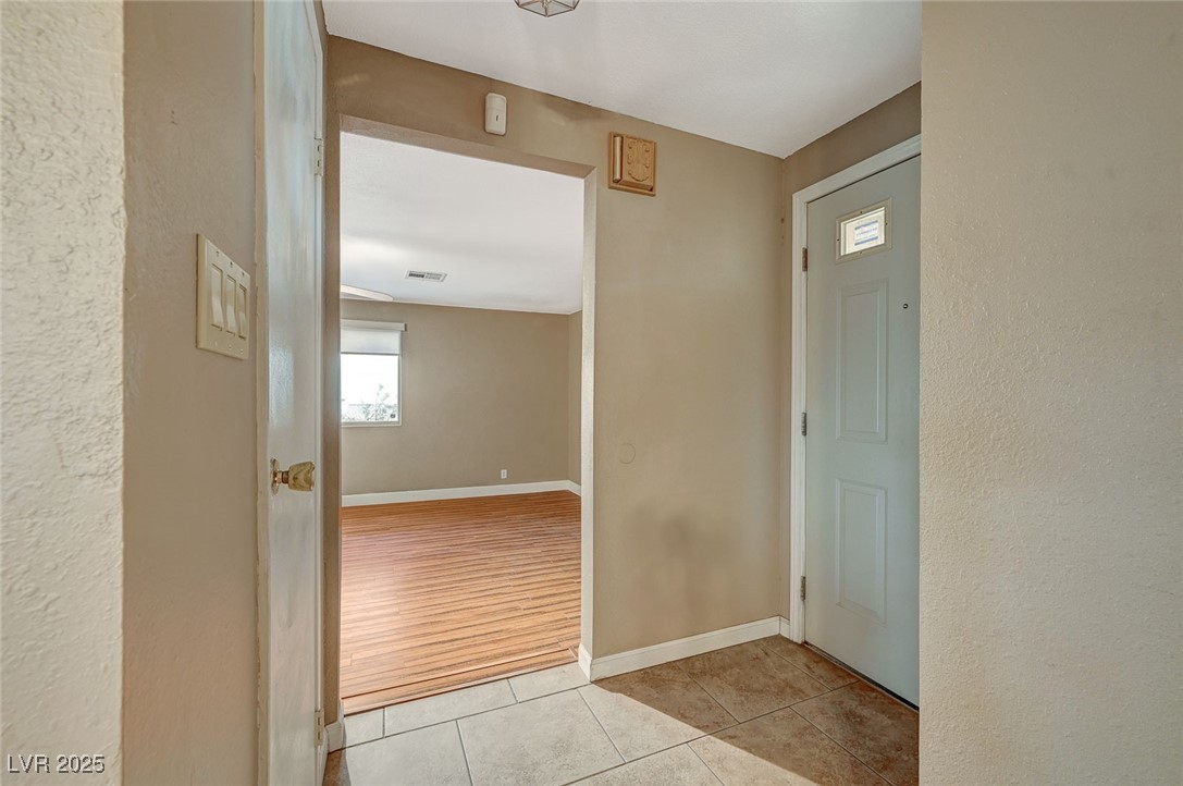 6870 Laronda Lane Property Photo 33