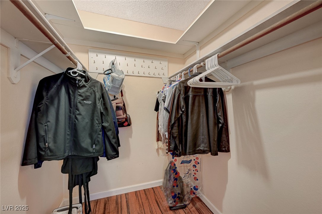6870 Laronda Lane Property Photo 38