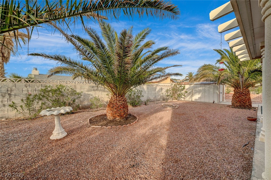 6870 Laronda Lane Property Photo 44