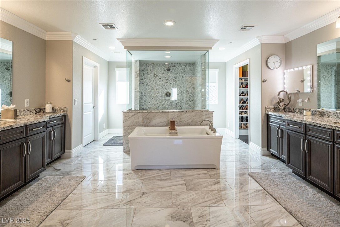 4612 Amazing View Street Property Photo 4