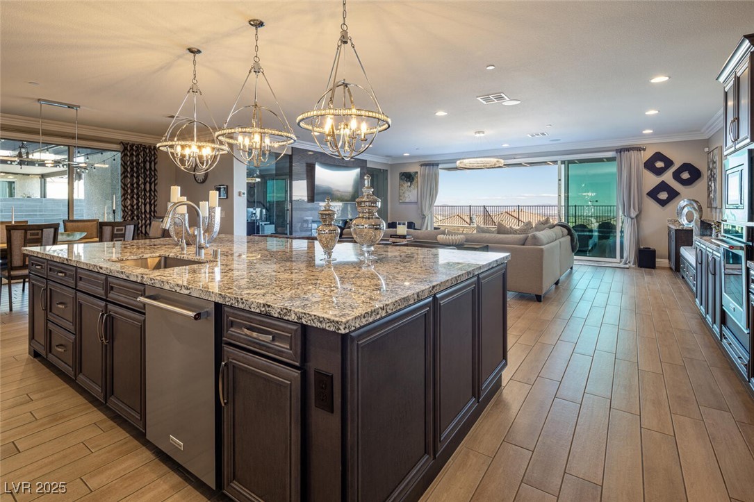 4612 Amazing View Street Property Photo 33