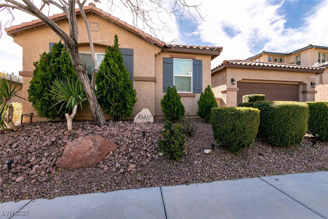 10417 Artful Stone Avenue Property Photo 3