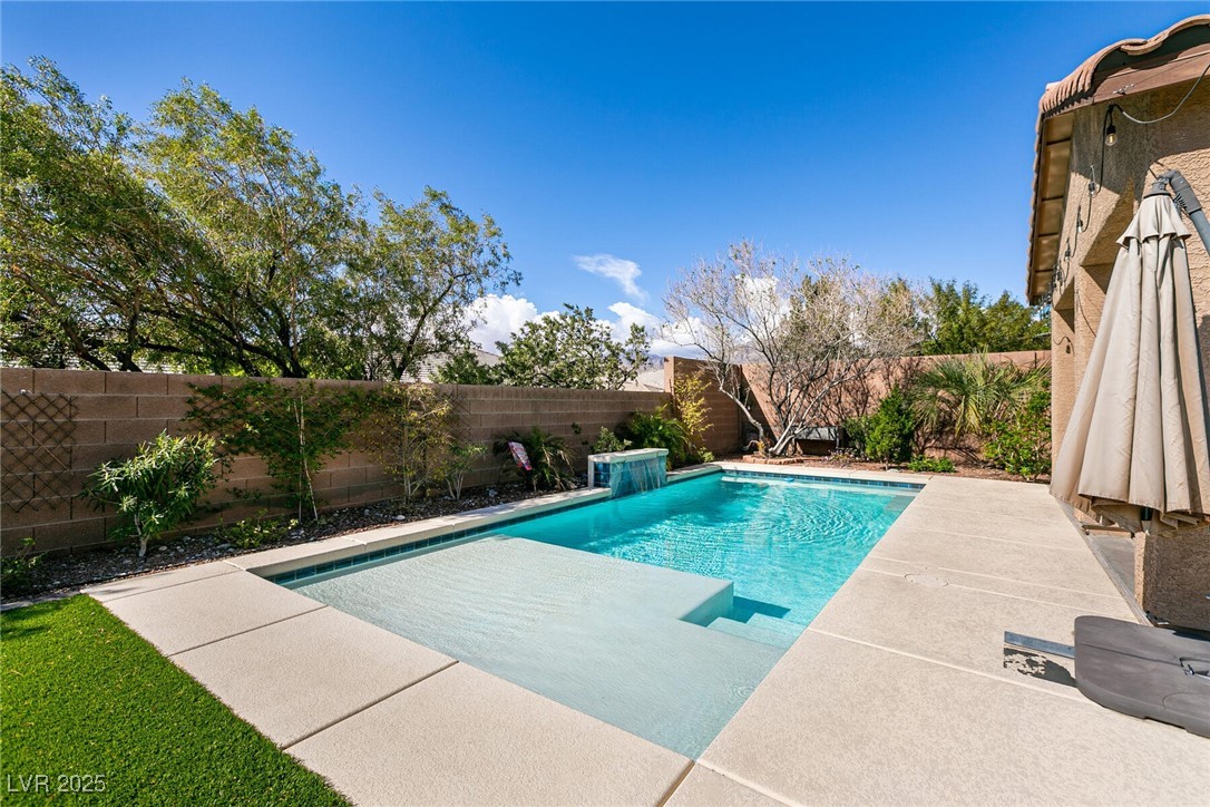 10417 Artful Stone Avenue Property Photo 7