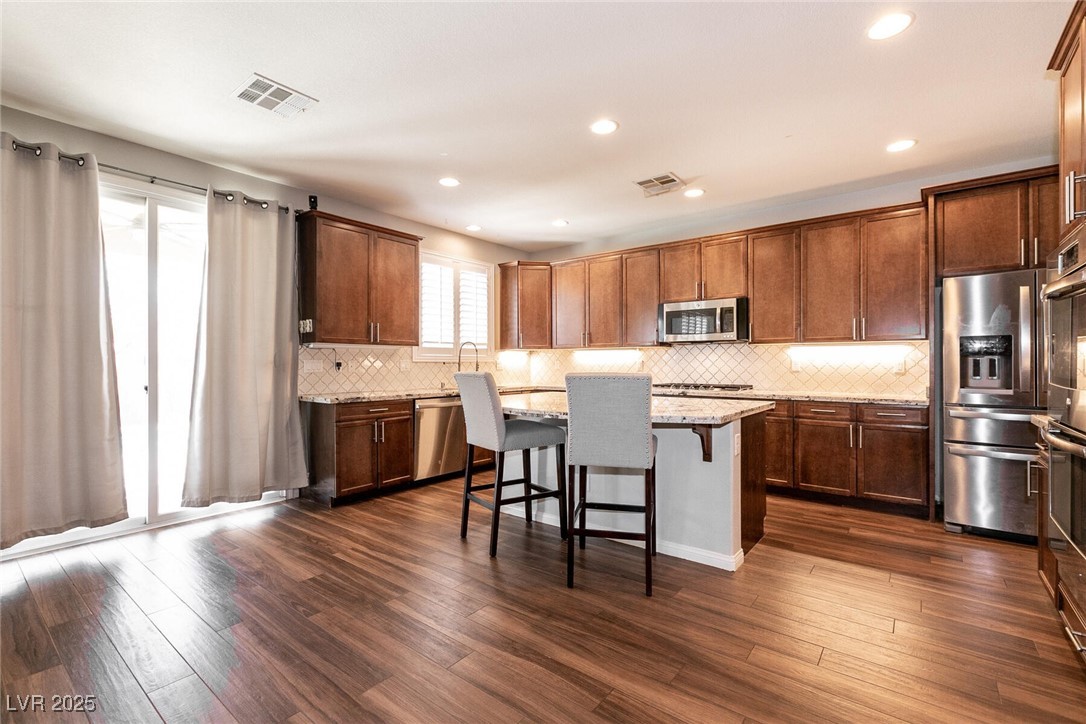 10417 Artful Stone Avenue Property Photo 16