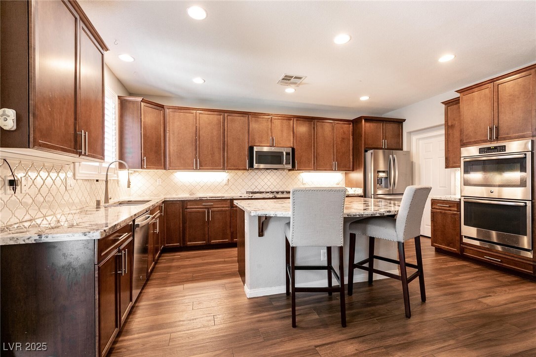 10417 Artful Stone Avenue Property Photo 17