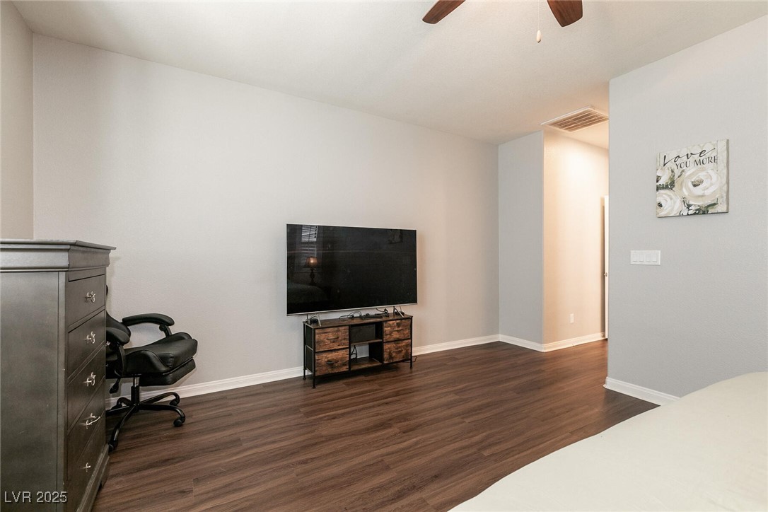 10417 Artful Stone Avenue Property Photo 25