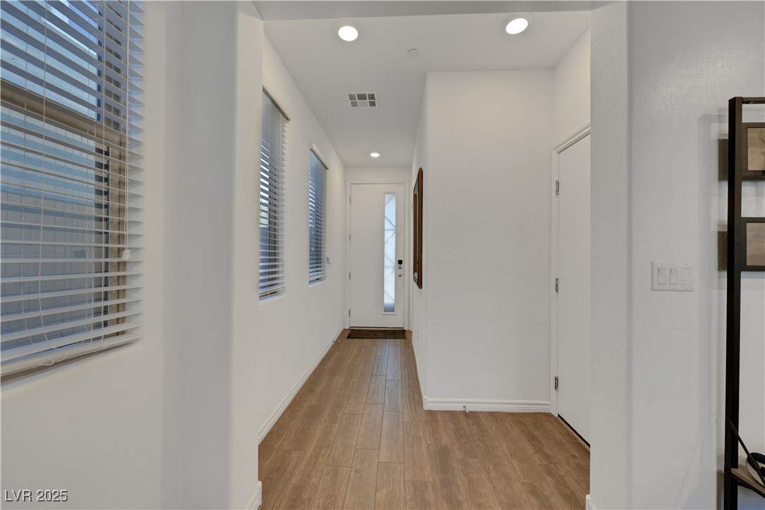 920 Lotus Falls Street Property Photo 6