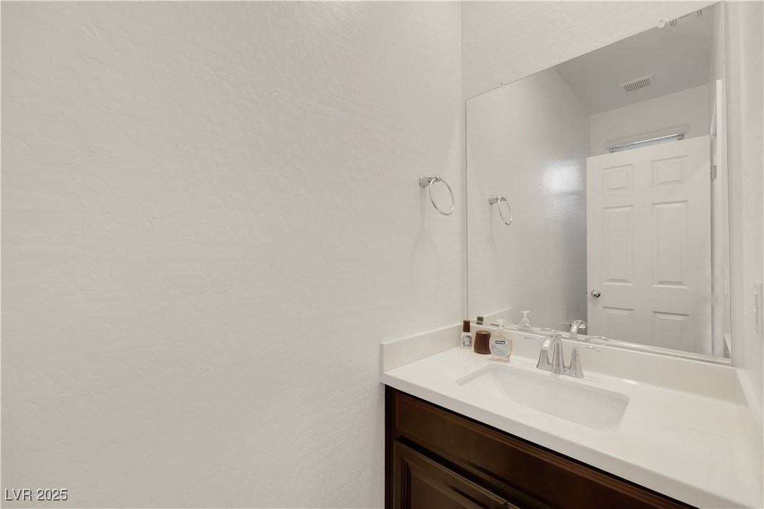 920 Lotus Falls Street Property Photo 18