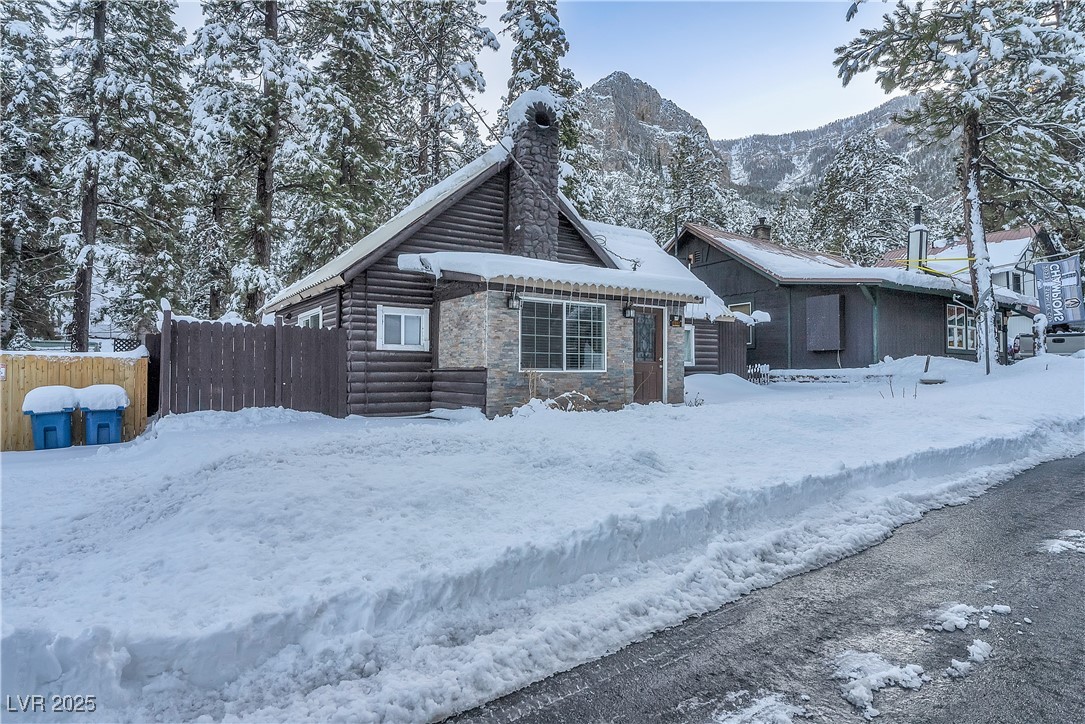 4587 Yellow Pine Avenue Property Photo 3