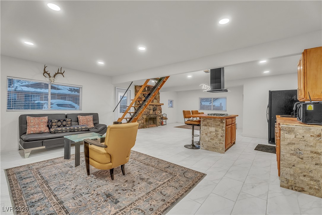 4587 Yellow Pine Avenue Property Photo 15
