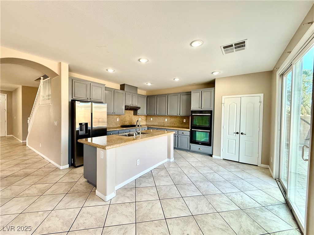 7318 Dolphine Crest Avenue Property Photo 19